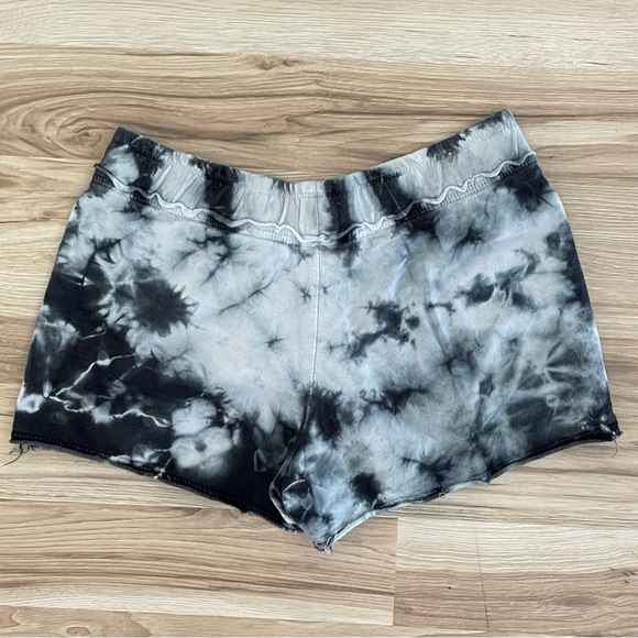 Beautiful Disaster Women's Black and White Pajama Shorts - Picture 4 of 6